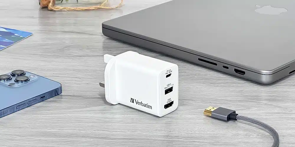 verbatim-charge-screen-share-gan-charger-hub-66895-info-02