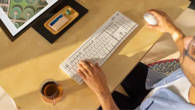 logitech-mk295-silent-wireless-combo-info-01