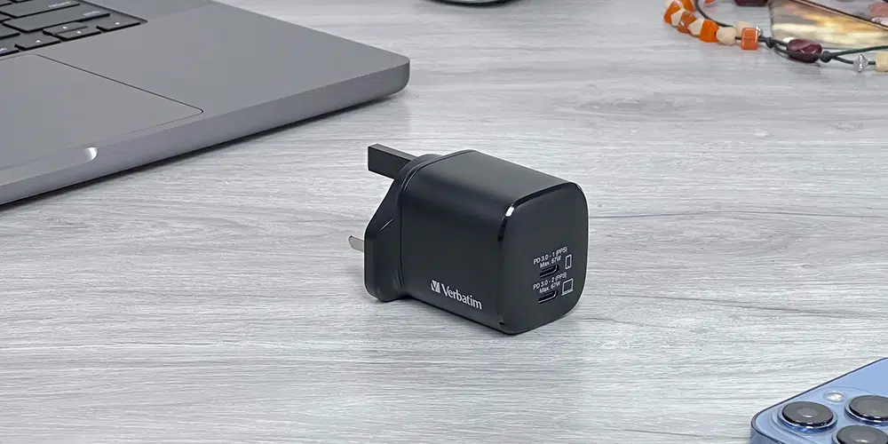 verbatim-2-port-67w-pd-3.0-gan-charger-66882-21