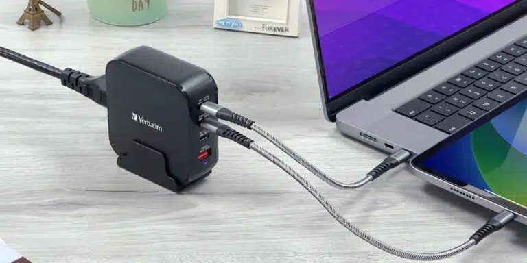 verbatim-4-port-150w-pd-qc3.0-gan-charger-ac-power-cord-stand-66910-12