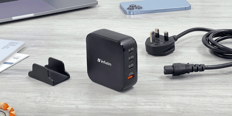 verbatim-4-port-150w-pd-qc3.0-gan-charger-ac-power-cord-stand-66910-13
