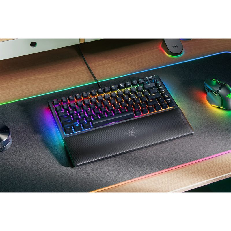 razer-blackwidow-v4-75-orange-switch-fully-assembled-us-layout-black-rz03-05000100-r3m1-05