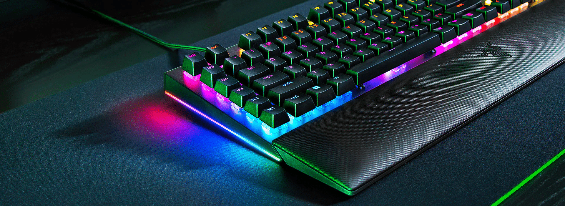 razer-blackwidow-v4-info-03
