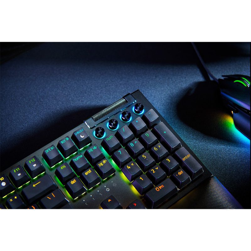 razer-blackwidow-v4-yellow-switch-us-layout-rz03-04691800-r3m1-06