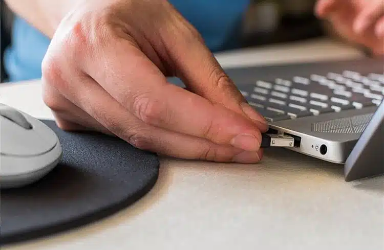 asus-usb-be92-nano-tri-band-be6500-wifi-7-nano-usb-adapter-info-02