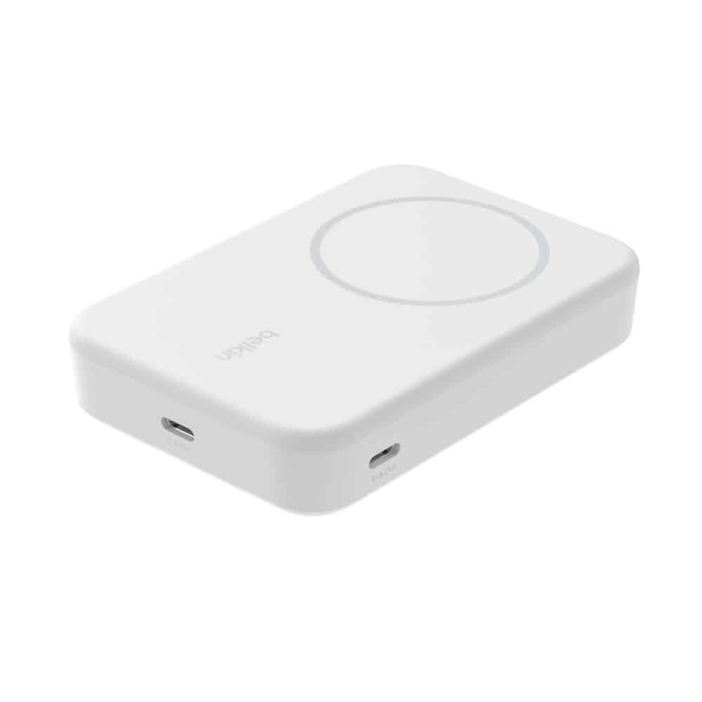 belkin-boostcharge-pro-magnetic-power-bank-with-qi2-15w-10000mah-white-bpd008btwh-02