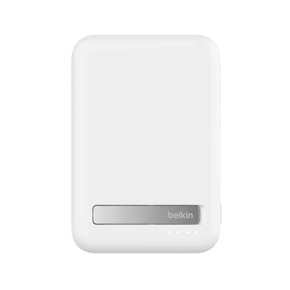 belkin-boostcharge-pro-magnetic-power-bank-with-qi2-15w-10000mah-white-bpd008btwh-04