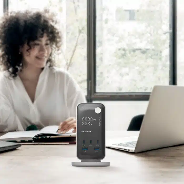 momax-1-charge-work-flow-6-outlet-power-tower-with-usb-ports-us21ukw-06