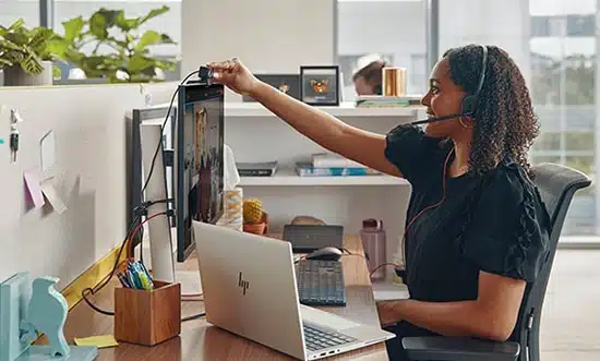 poly-blackwire-3200-series-info-03