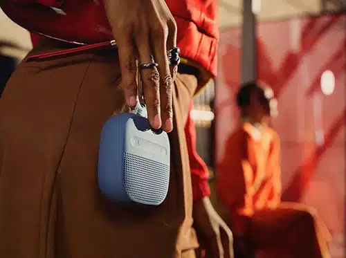bose-soundlink-micro-portable-speaker-2nd-gen-blue-dusk-info-02