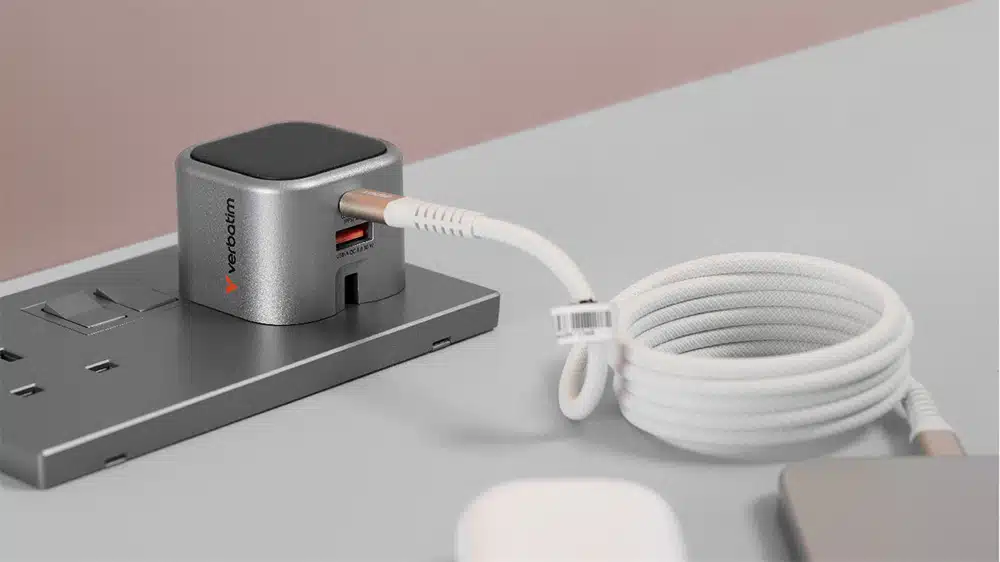 verbatim-35w-gan-charger-foldable-uk-plug-32350-00