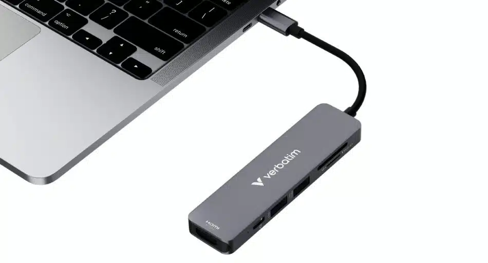 verbatim-essentials-hub-6-port-32156-b2